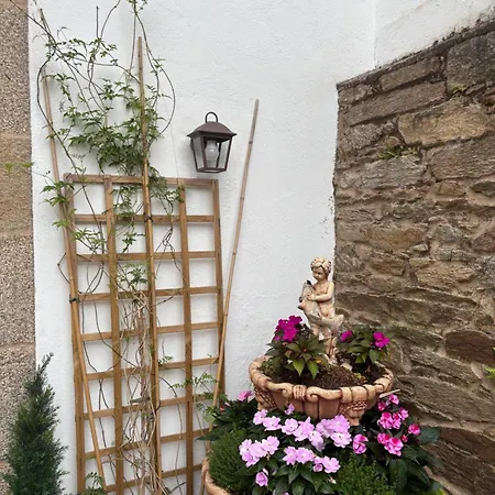 Casa Anglicana Del Peregrino/ Santa Cristina Santiago de Compostela